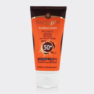 کرم ضد آفتاب رنگی آکنیک سان سیف Sunsafe Acneic Oil free Matt Finish Sunblock Cream 50ml