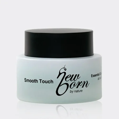 کرم روز مرطوب کننده قوی پوست چرب نیو برن Newborn Smooth Toch Oily & Combination Skin Day Moisturizer 50ml